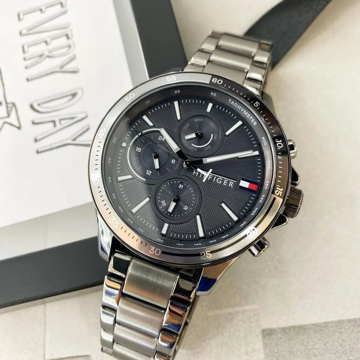 Tommy Hilfiger Bank 1791719 Men’s Chronograph Watch