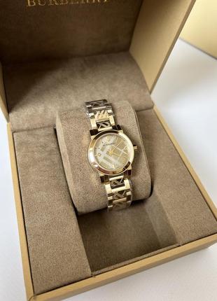 Burberry Ladies Watch The City 26mm Engraved Check Gold BU9234