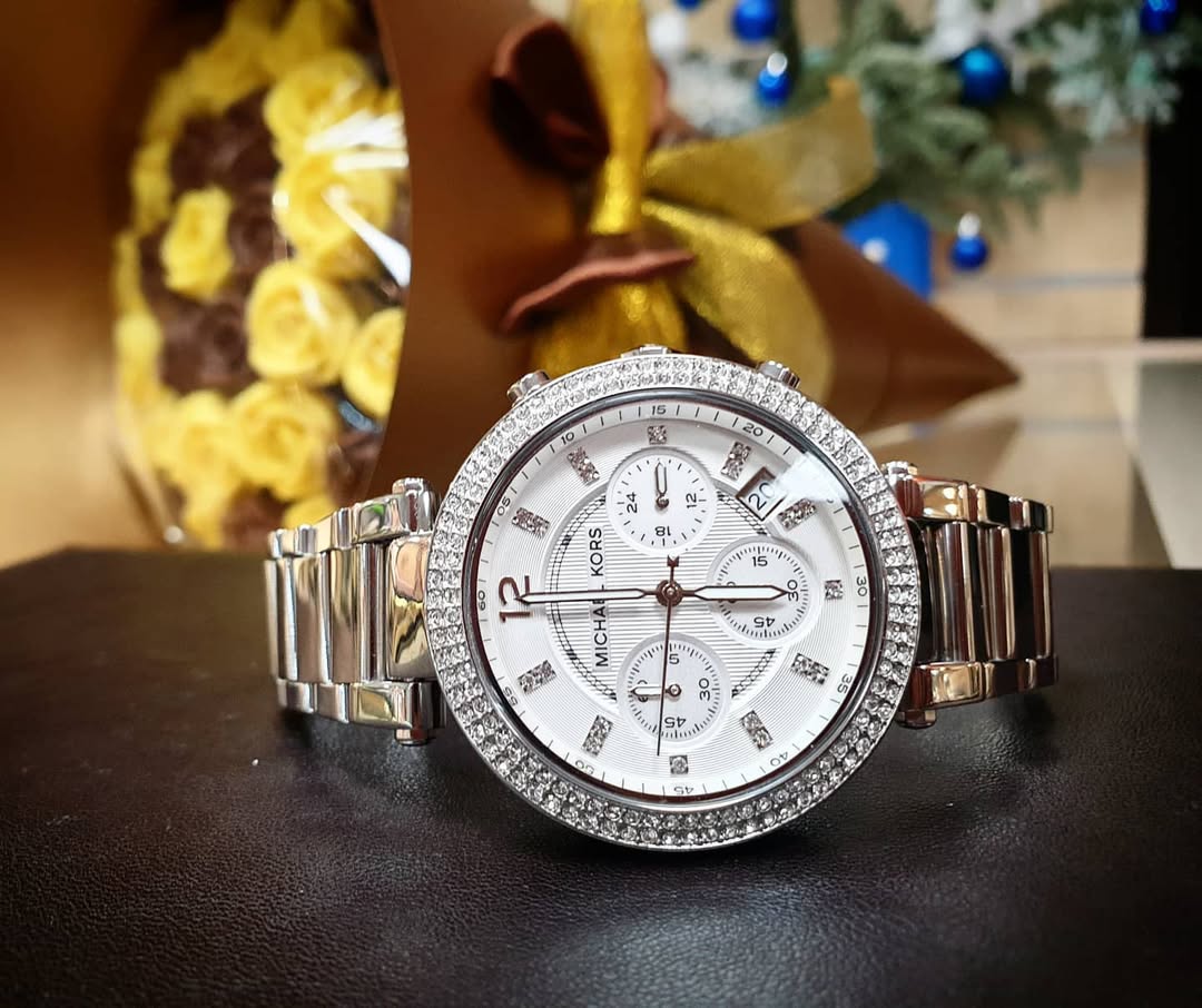 Michael Kors Parker MK5353 Women’s Quartz Stainless Steel Watch – Silver Dial