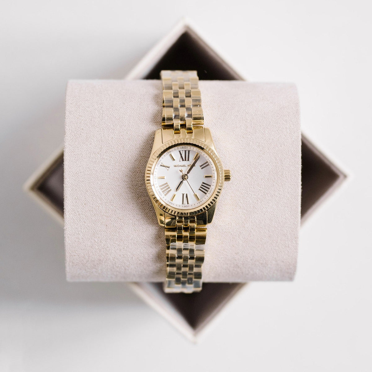 Michael Kors MK3229 Lexington Petite 26mm Quartz –, Gold-Tone Stainless Steel